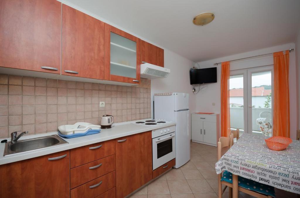Holiday S&M Lopar Εξωτερικό φωτογραφία