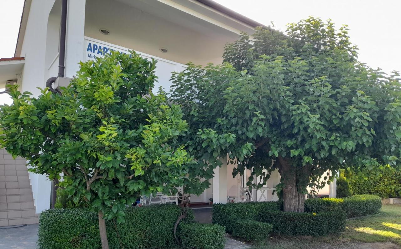 Holiday S&M Lopar Εξωτερικό φωτογραφία