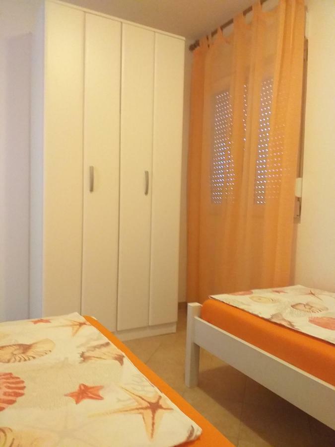 Holiday S&M Lopar Εξωτερικό φωτογραφία